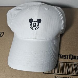 Pre owned nike disney mickey mouse hat